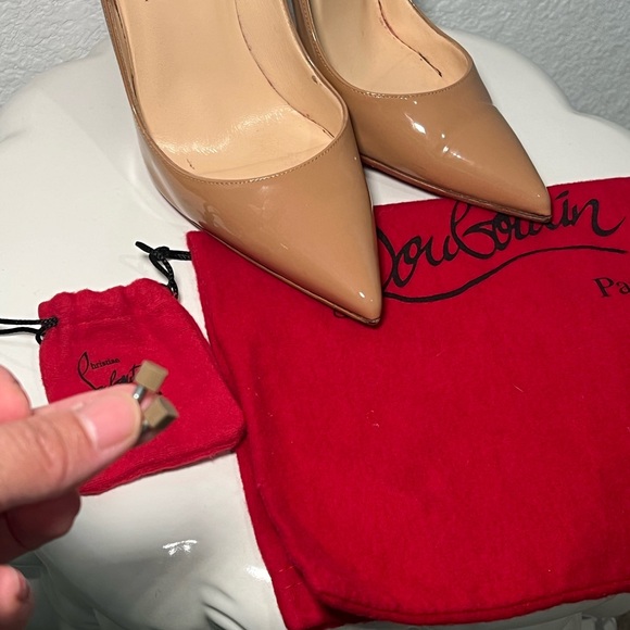 Christian Louboutin So Kate Patent Pointed Toe Pumps - Picture 14 of 15